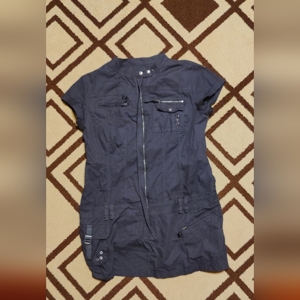 Women's Short-Sleeve Jacket in Dark Gray